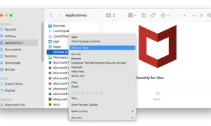 Jak odinstalować McAfee na Macu? Kliknij prawym przyciskiem myszy na ikonę aplikacji McAfee Endpoint Security i wybierz "Przenieś do kosza".