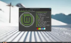 Terminal z informacjami o systemie Linux Mint 21.1, pokazujący szczegóły sprzętu i oprogramowania.