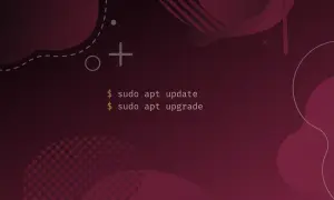 Abstrakcyjne tło w odcieniach burgundu z komendami terminala: `sudo apt update` i `sudo apt upgrade`.