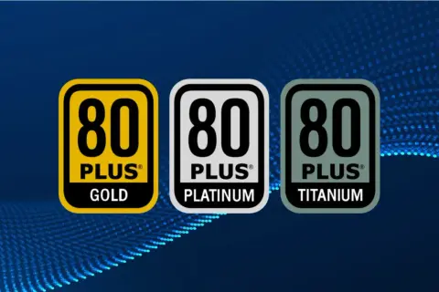 Trzy certyfikaty zasilaczy: 80 PLUS Gold, Platinum i Titanium.