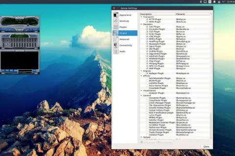 Qmmp 1.1.9, odtwarzacz muzyki z listą wtyczek, w tym dekodery i efekty.