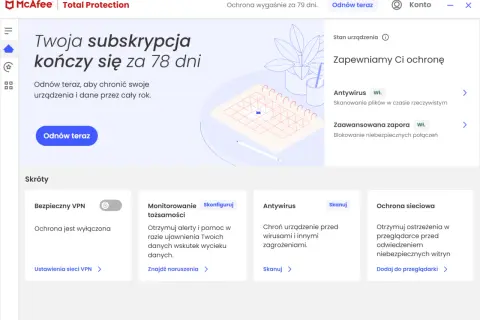 Interfejs McAfee Total Protection. Zobaczysz tu informacje o subskrypcji i opcje ochrony. Nie ma tu bezpośredniej opcji jak wyłączyć McAfee, ale można zarządzać ochroną.