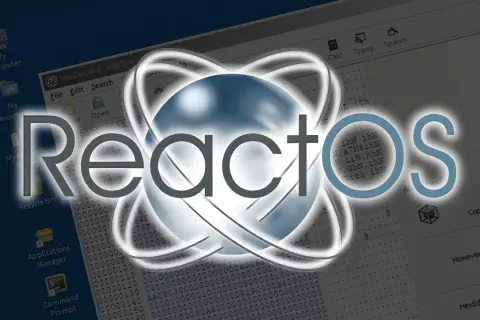 Logo React OS na tle ekranu z ikonami i kodem.