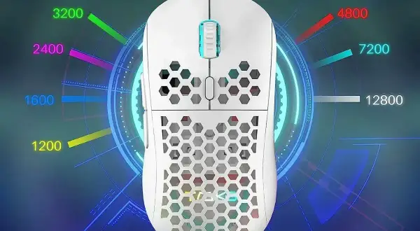Biała myszka optyczna lub laserowa z podświetleniem RGB i skalą DPI od 1200 do 12800.
