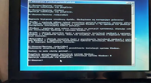 Komputer nie widzi pendrive. Wpisano komendy bootrec, ale skanowanie nie wykryło żadnych instalacji Windows.